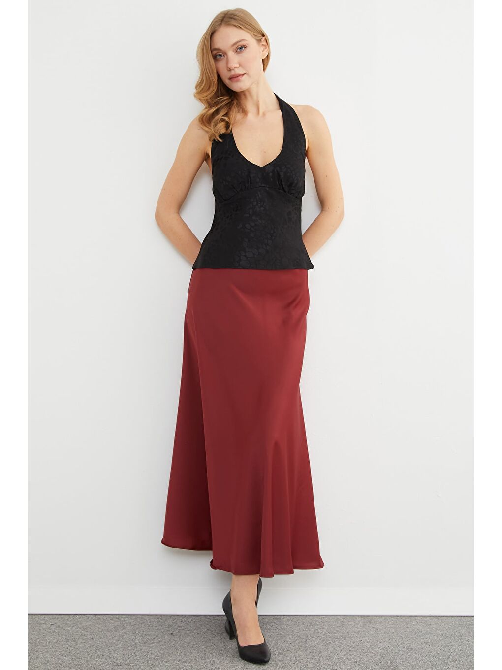 Bordo Beli Lastikli Midi Boy Saten Etek-3