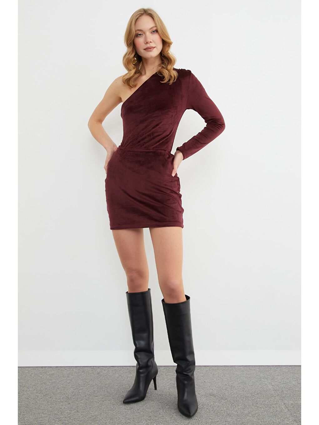 Bordo Beli Lastikli Kadife Mini Etek-4