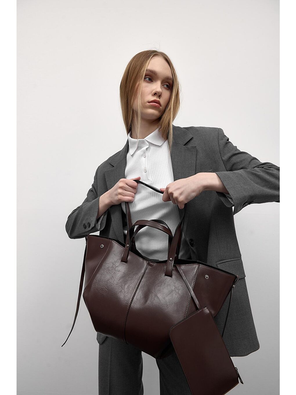 Kahverengi Champ City Omuz Çantası Acı Kahve-1