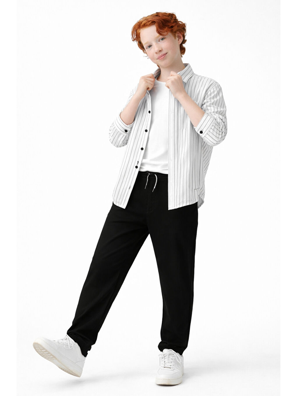 Beyaz Erkek Çocuk Regular Kalıp Çizgili Gömlek Pantolon 2’li Takım Ak2603-1