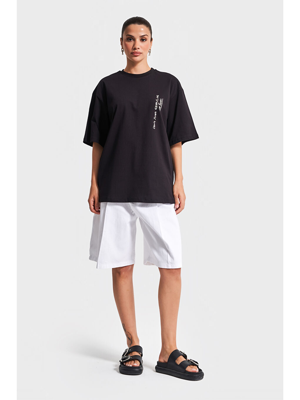 Kadın Siyah Renk s5-1 Oversize Baskılı Bol Kesim %100 Pamuklu T-Shirt-2