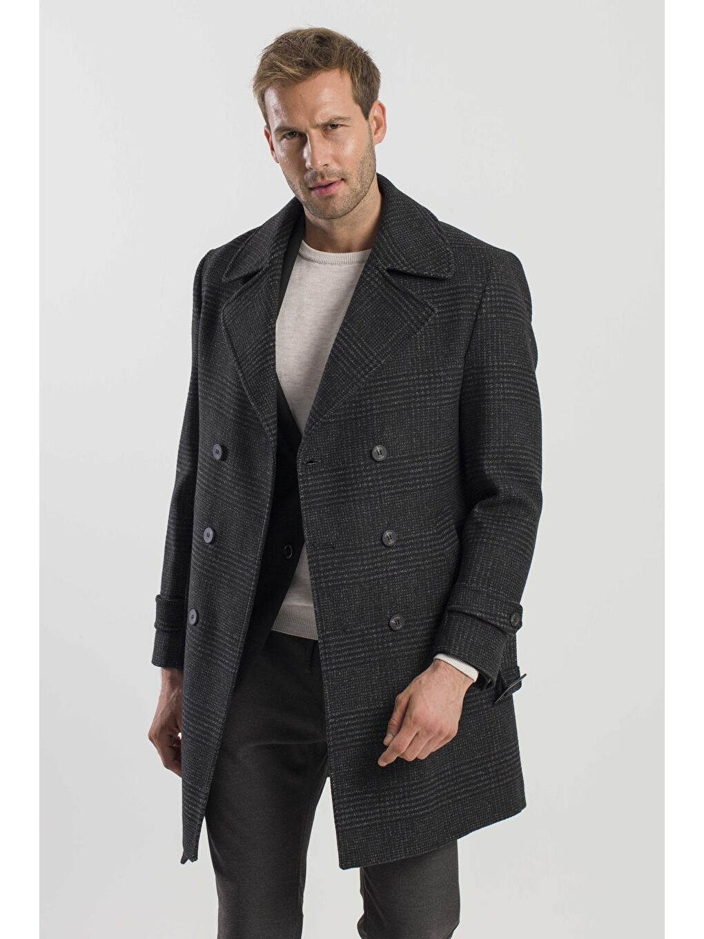 Siyah Slim Fit Gemici Yaka Ekoseli Yünlü Kaban-1