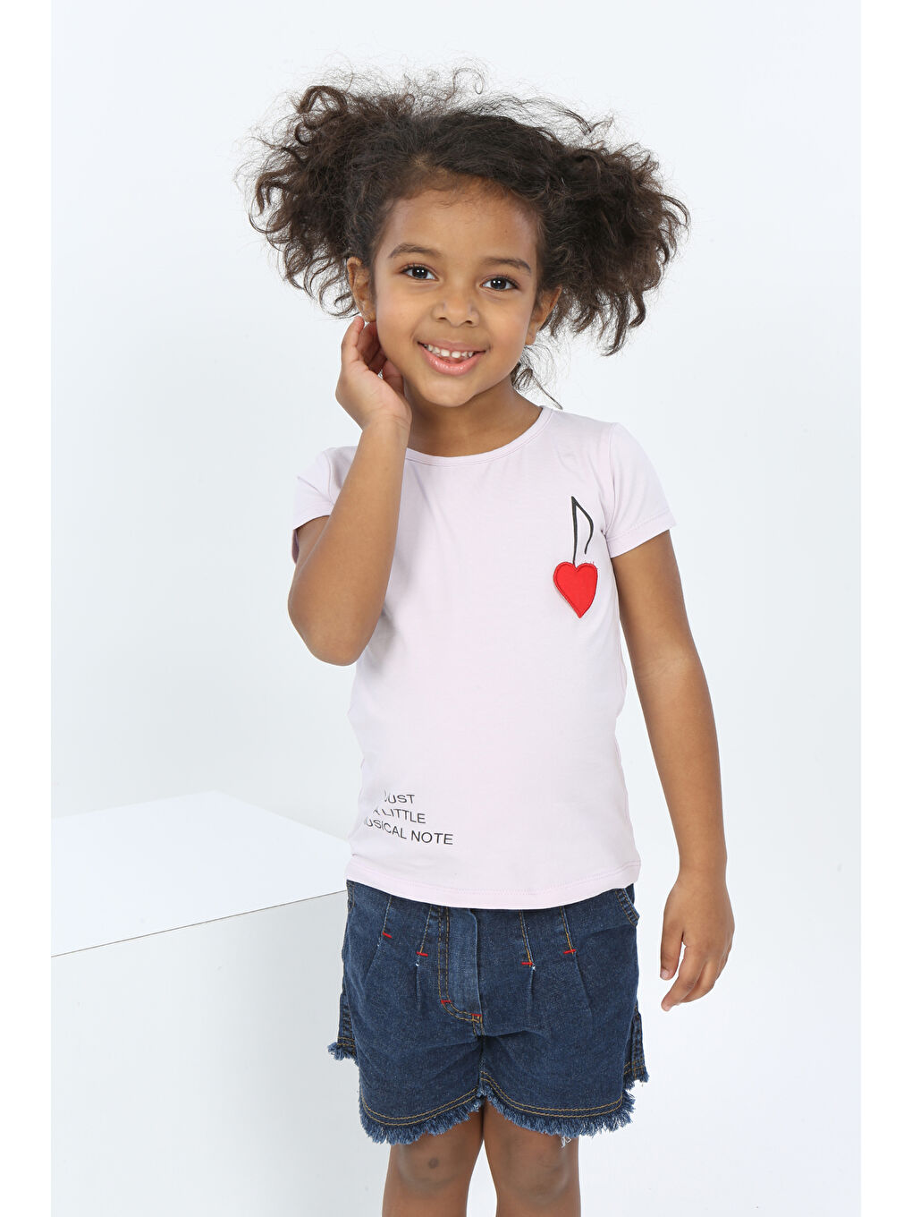 Lila Kız Bebek Göğsü Nota Nakışlı Yazı Baskılı Tişört-1