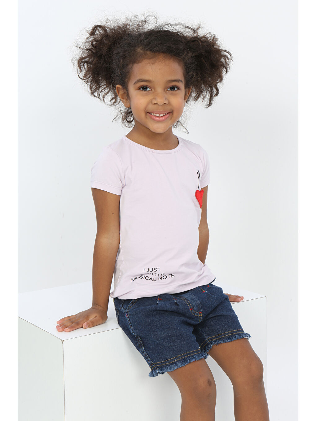 Lila Kız Bebek Göğsü Nota Nakışlı Yazı Baskılı Tişört-2