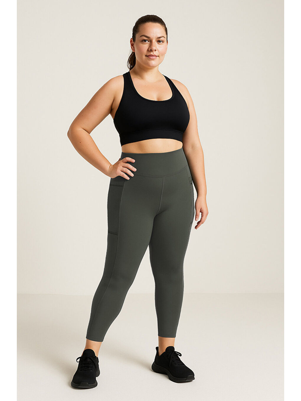 Haki Esnek Standart Fit Performans Battal Büyük Beden Kadın Tayt - 94652