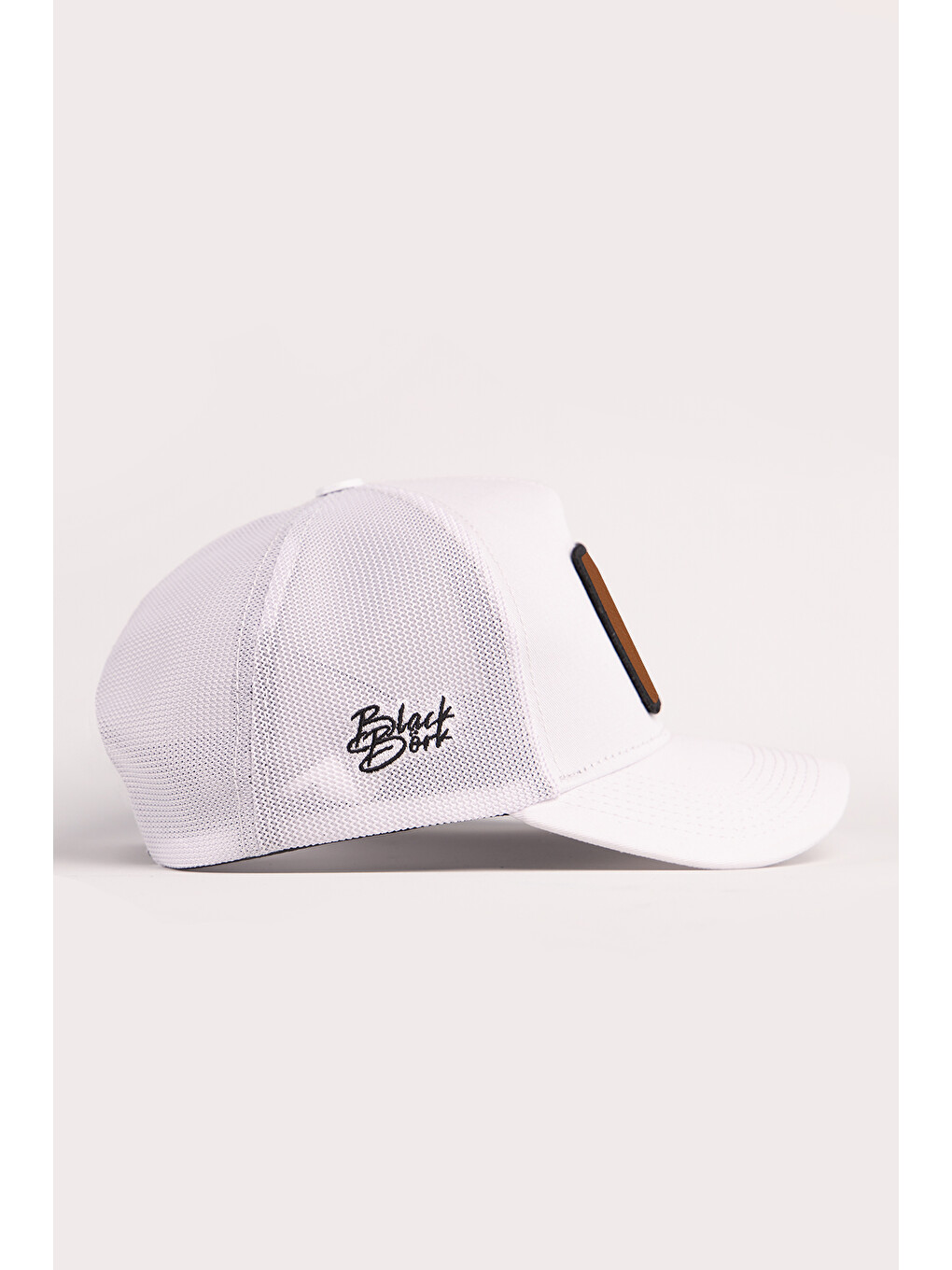Rock Logolu Beyaz Trucker Şapka-1