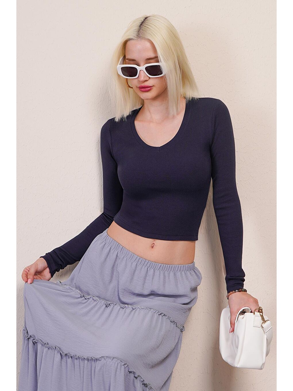 Lacivert V Yaka Uzun Kollu Kaşkorse Body Mg2192-1