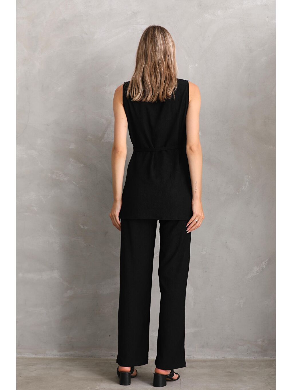 Siyah Önden Kuşak Detaylı Hamile ve Lohusa Kolsuz Alt - Üst Takım-2