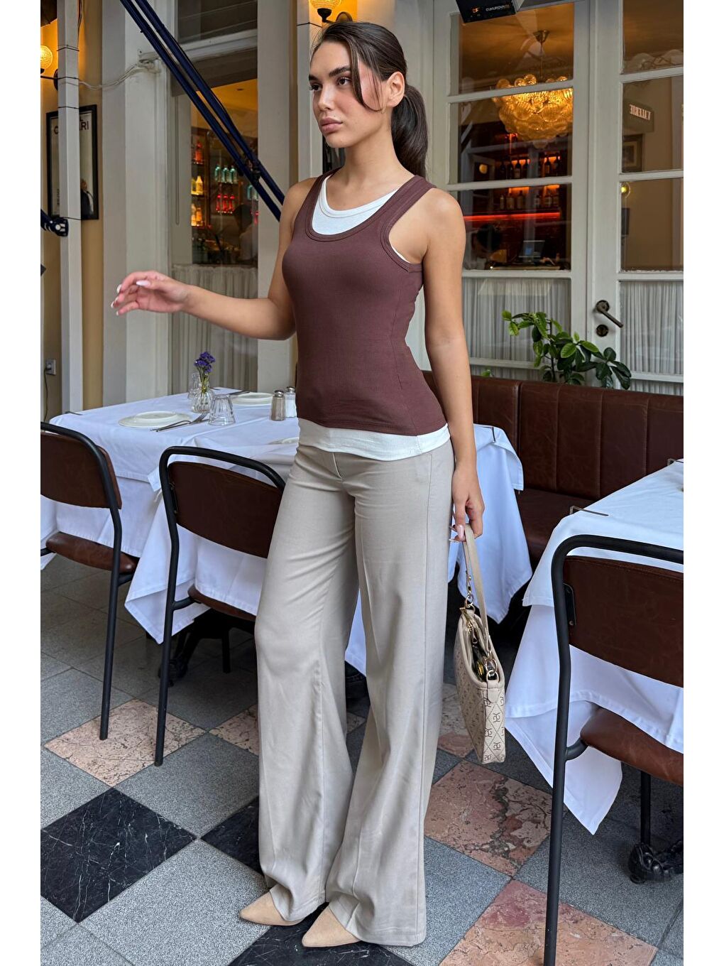 Kahverengi Çift Kat Görünümlü Kadın Atlet Mg2558-1