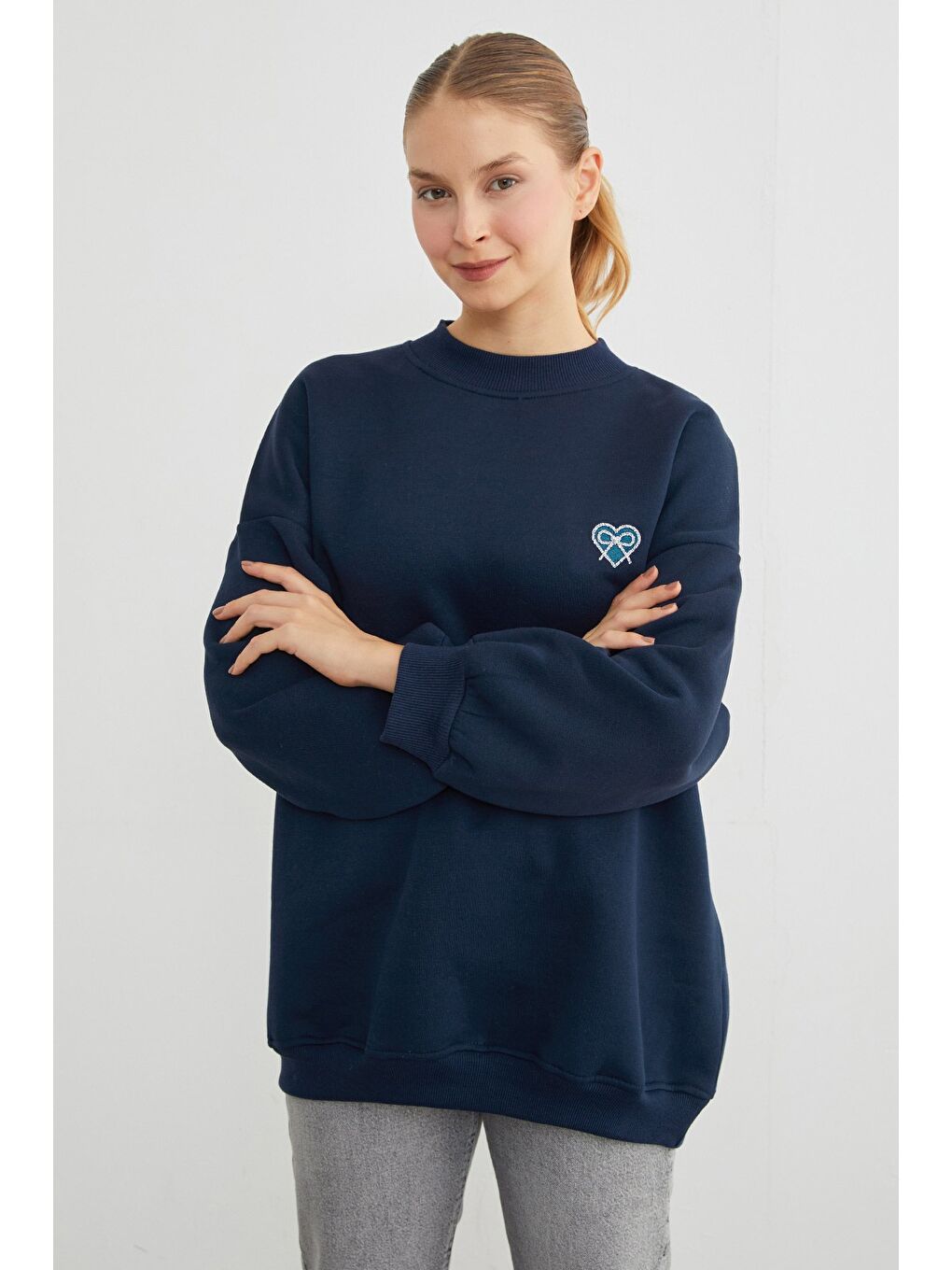 Lacivert 3 İplik Kurdele Taş İşlemeli Oversize Sweatshirt-3