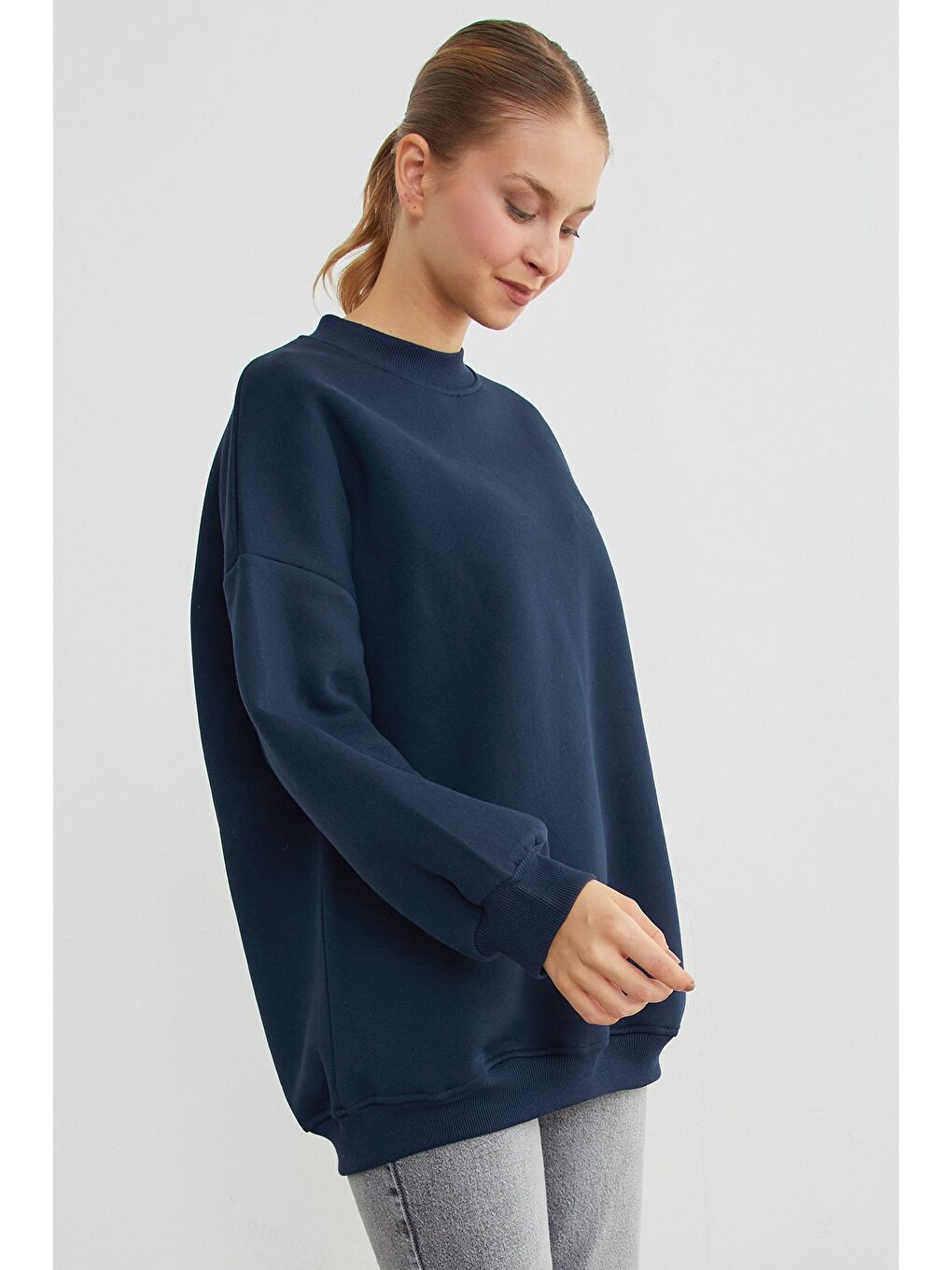 Lacivert 3 İplik Kurdele Taş İşlemeli Oversize Sweatshirt-4