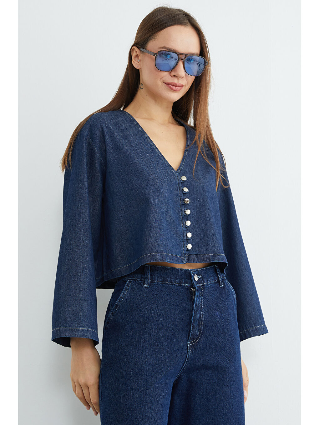 Lacivert Düğmeli Geniş Kol Crop Jean Gömlek-1