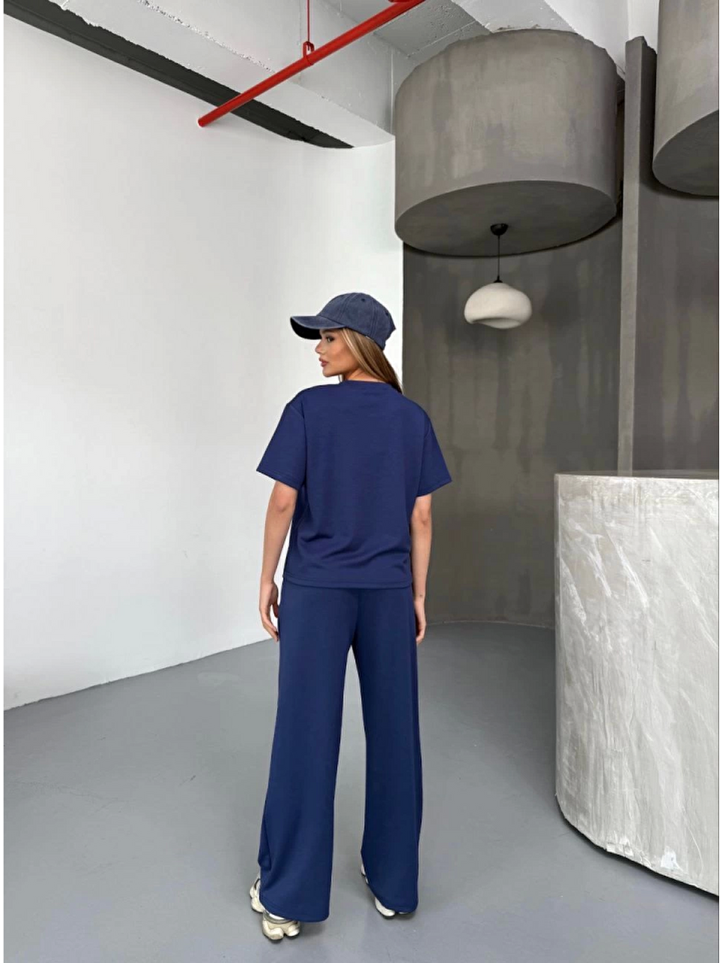 Osy Modal Yumuşak Dokulu Kumaş Kısa Kollu Bluz Rahat Pantalon Ikili Takım- Lacivert-1