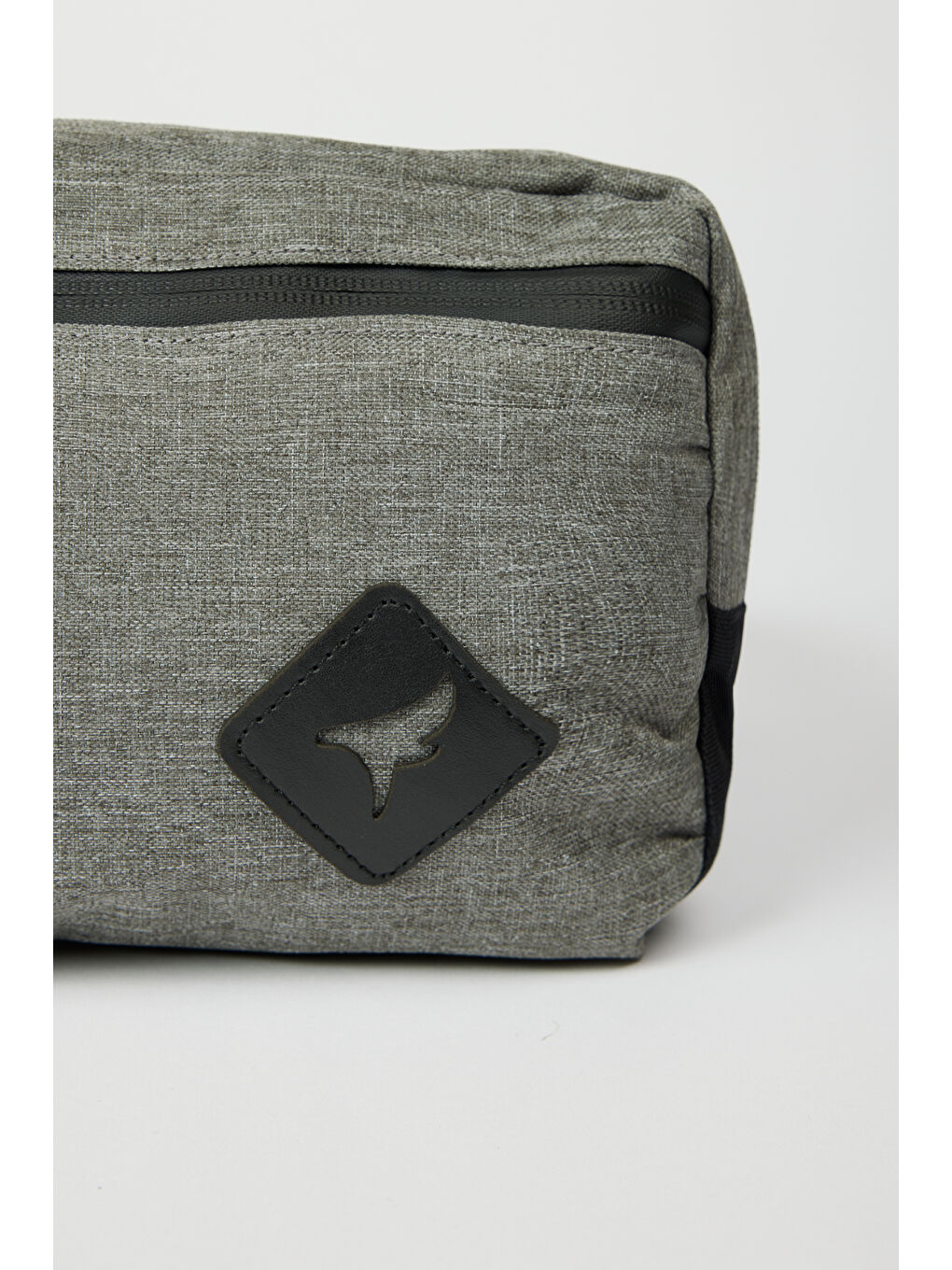 Erkek Gri-Siyah Fermuarlı Bel Çantası-4