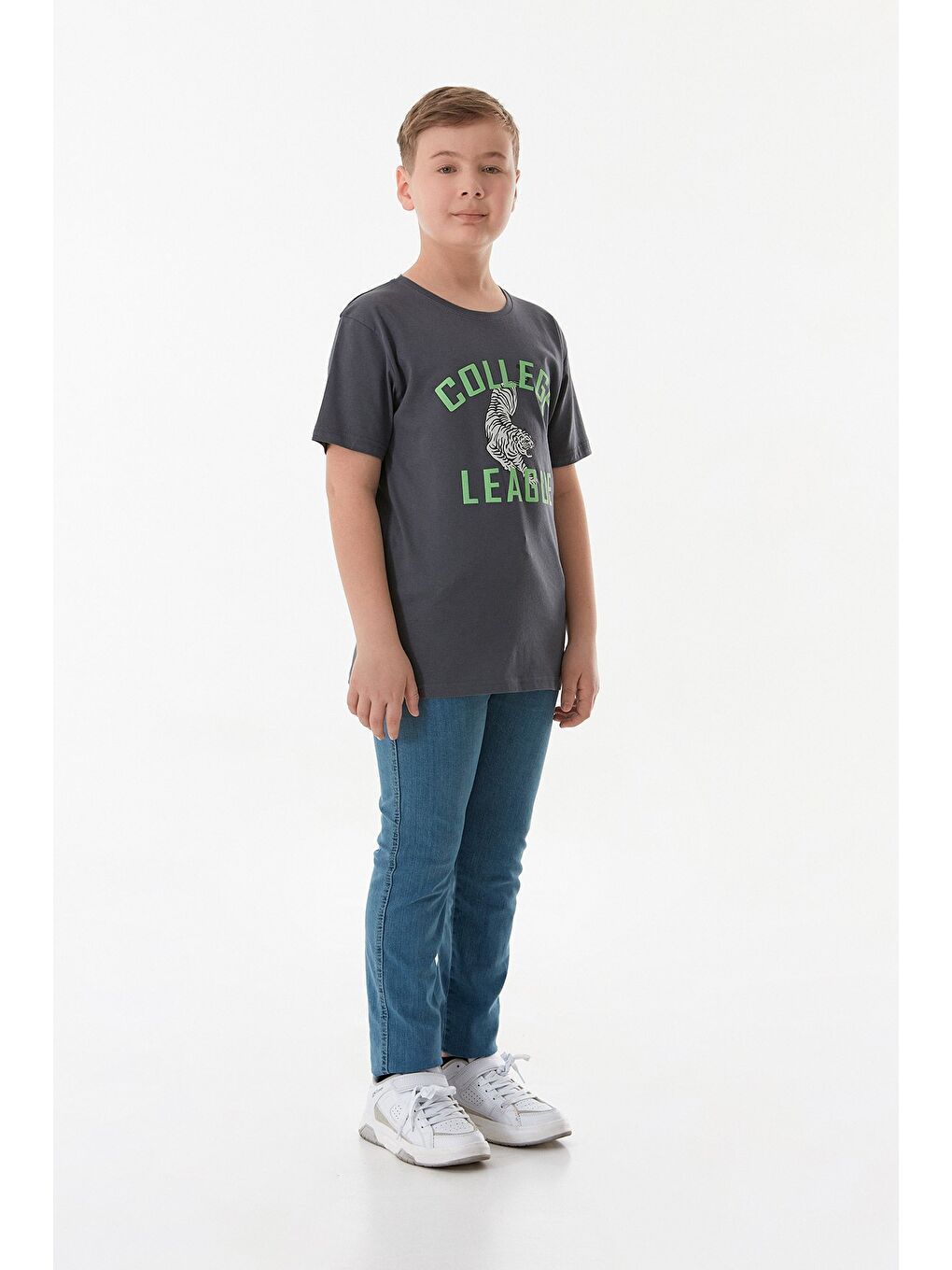 Antrasit College Ve Kaplan Baskılı Erkek Çocuk Tişört-4