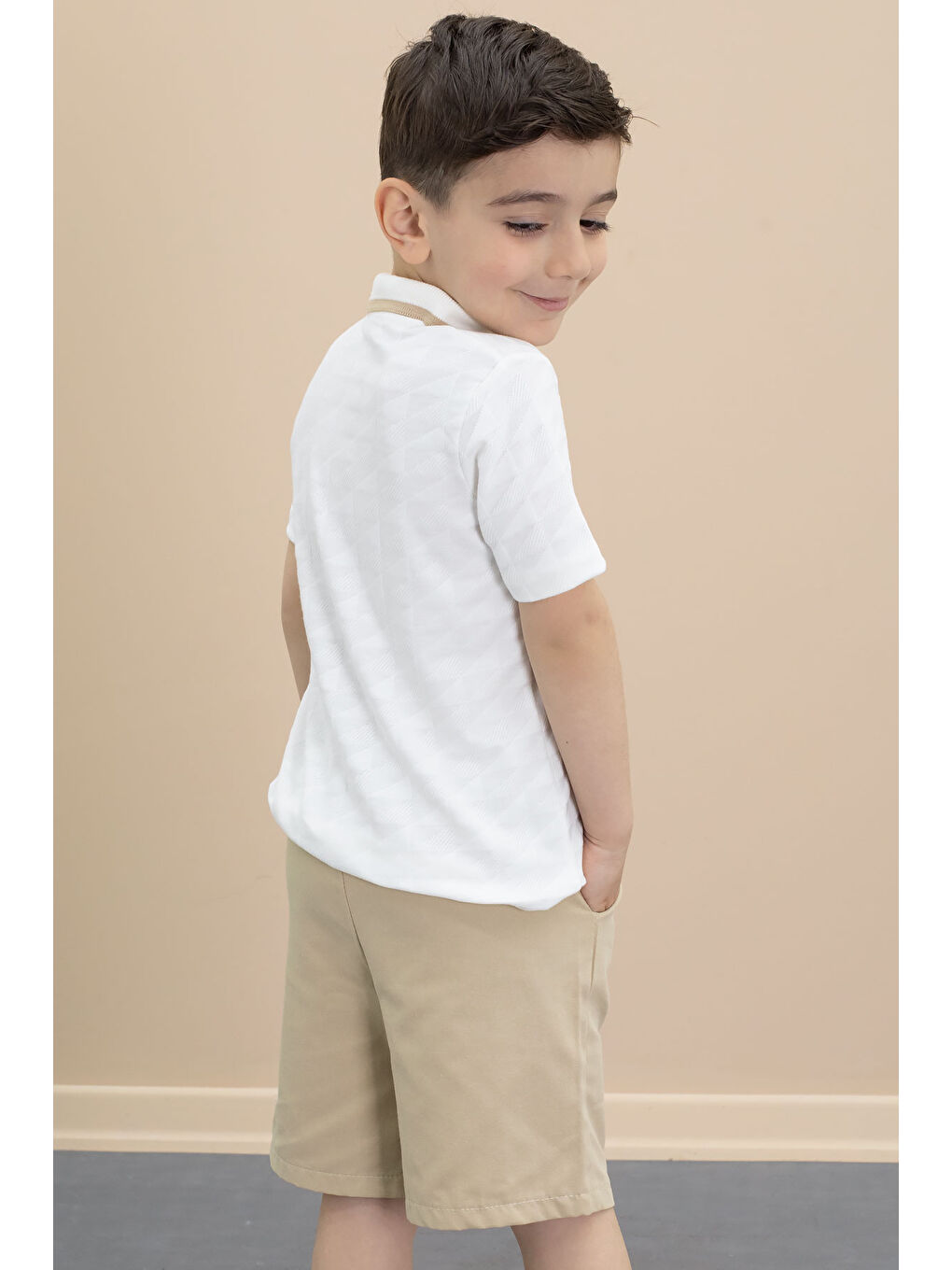 Bej Polo Yaka Düğmeli Tişörtlü Erkek Çocuk Şortlu 2li Takım 21104-4