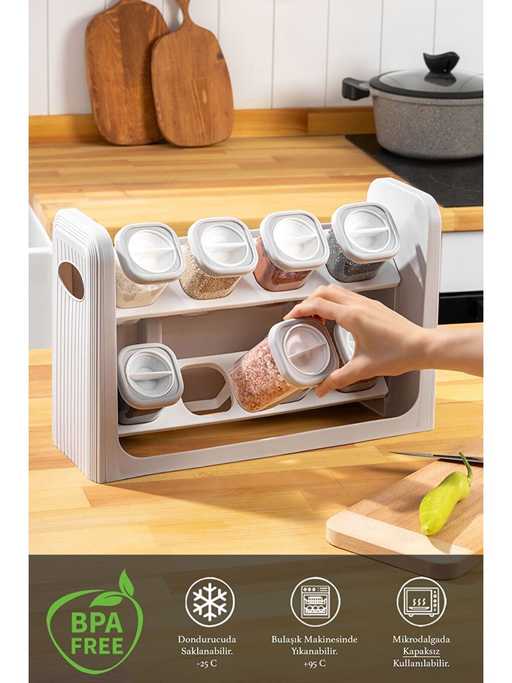 Bej 8'li Standlı, Kilitlenebilir Kapaklı Hava Almaz Baharatlık Seti-1