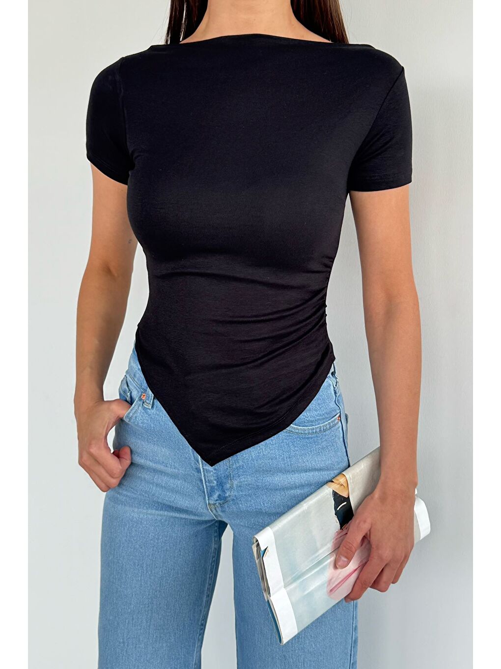 Siyah Kadın Asimetrik Kesim Elastanlı Bluz-2