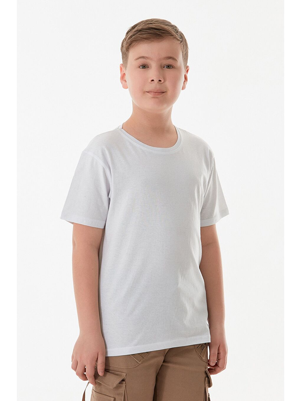 Beyaz %100 Pamuk Arkası Baskılı Erkek Çocuk Tişört-2