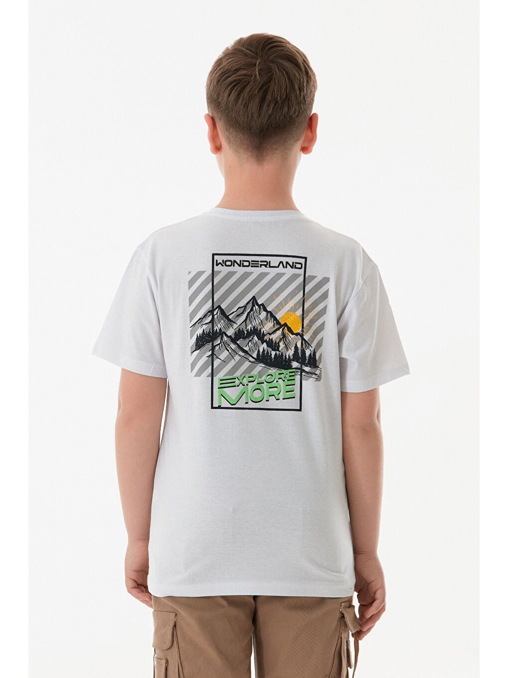 Beyaz %100 Pamuk Arkası Baskılı Erkek Çocuk Tişört-3