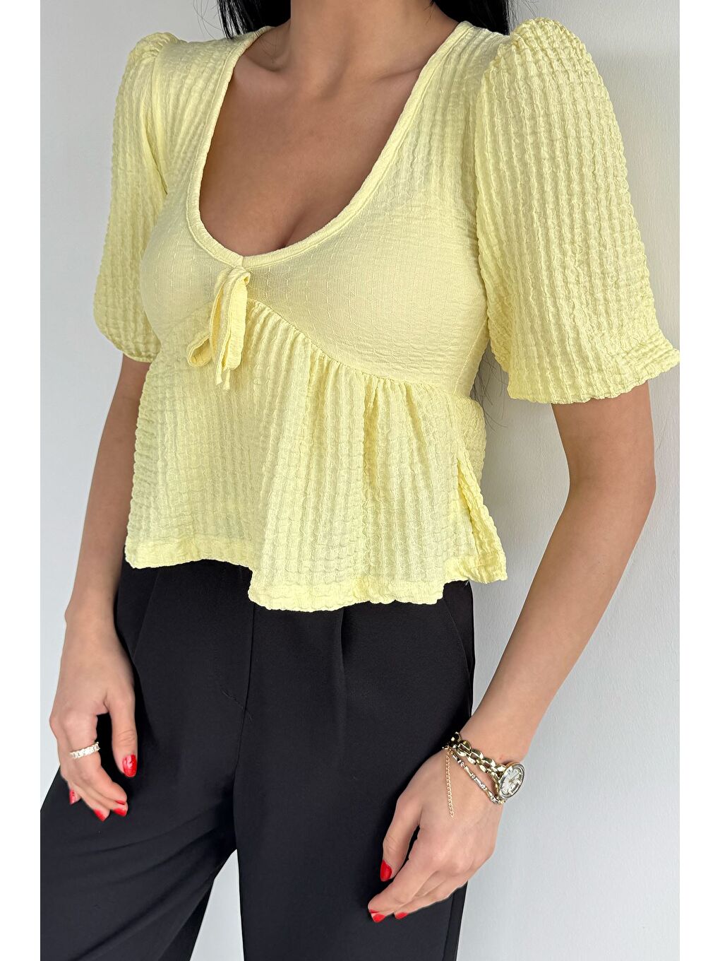 Sarı Kadın V Yaka Kısa Kol Bluz-2