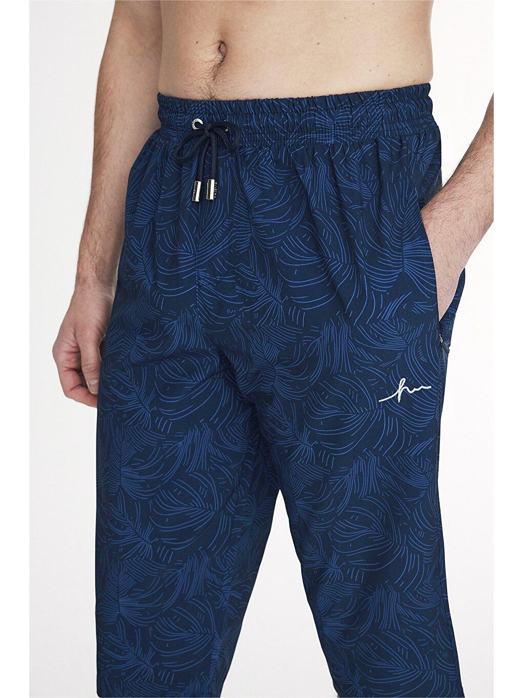 Mavi Çizgi Desenli Lacivert Uzun Erkek Havuz Ve Deniz Şortu 6012-1