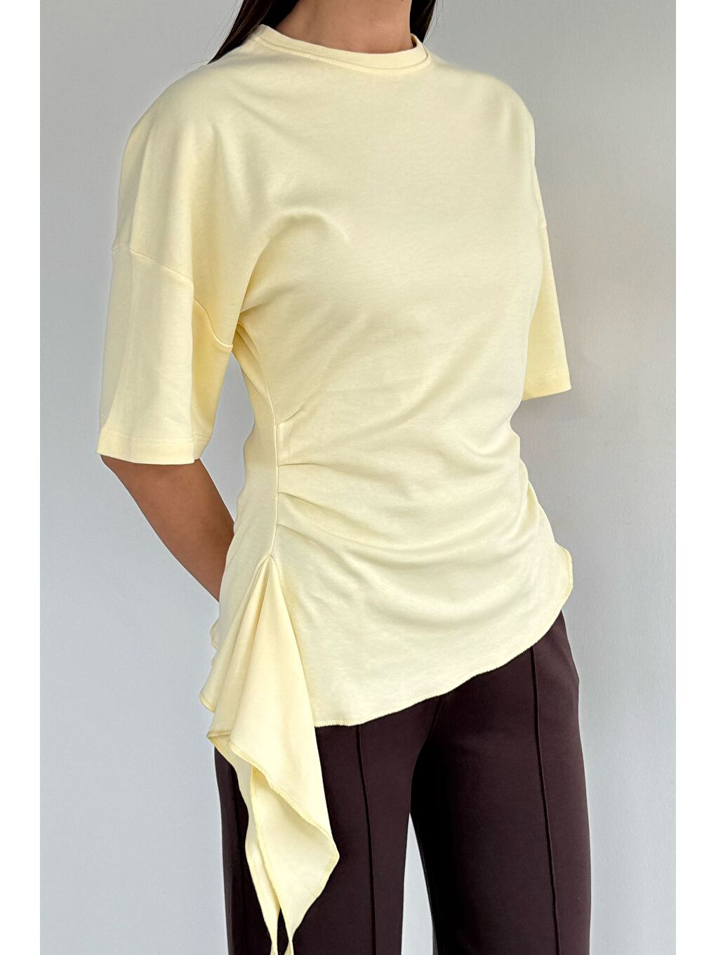 Sarı Kadın Bel Büzgülü Parçalı Bluz-2