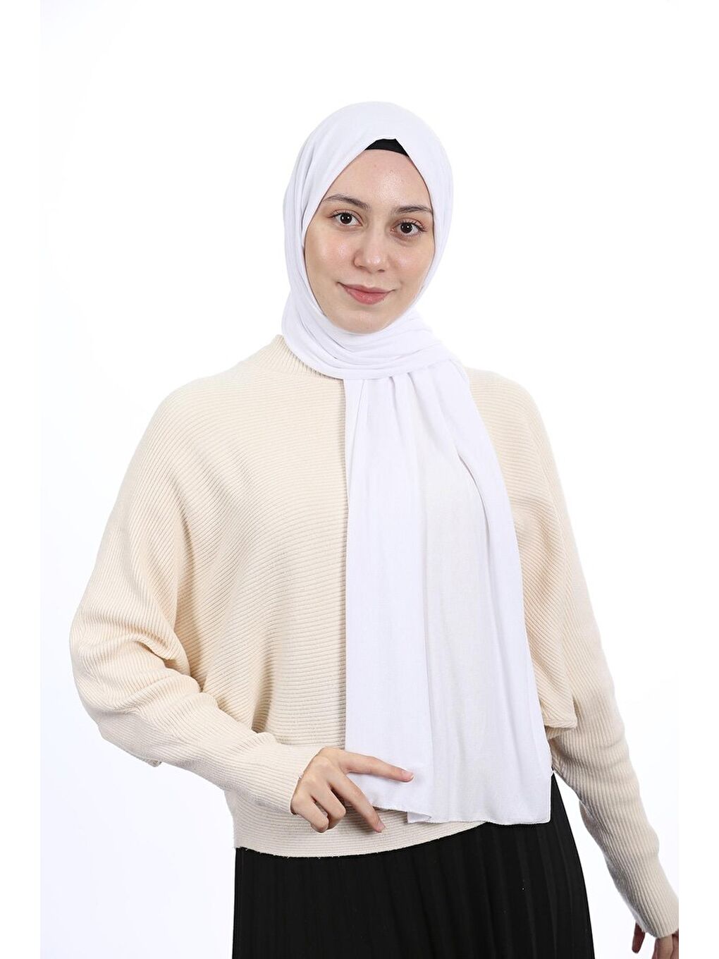 Beyaz Tesettür Düz Penye Şal-1