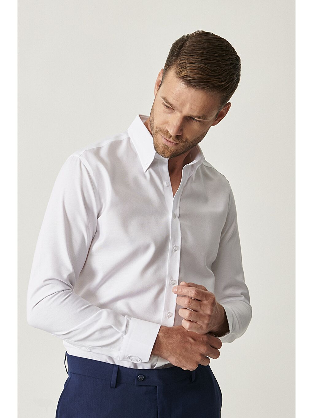 Erkek Beyaz Ütü Gerektirmeyen Non-Iron Tailored Slim Fit Gömlek-2