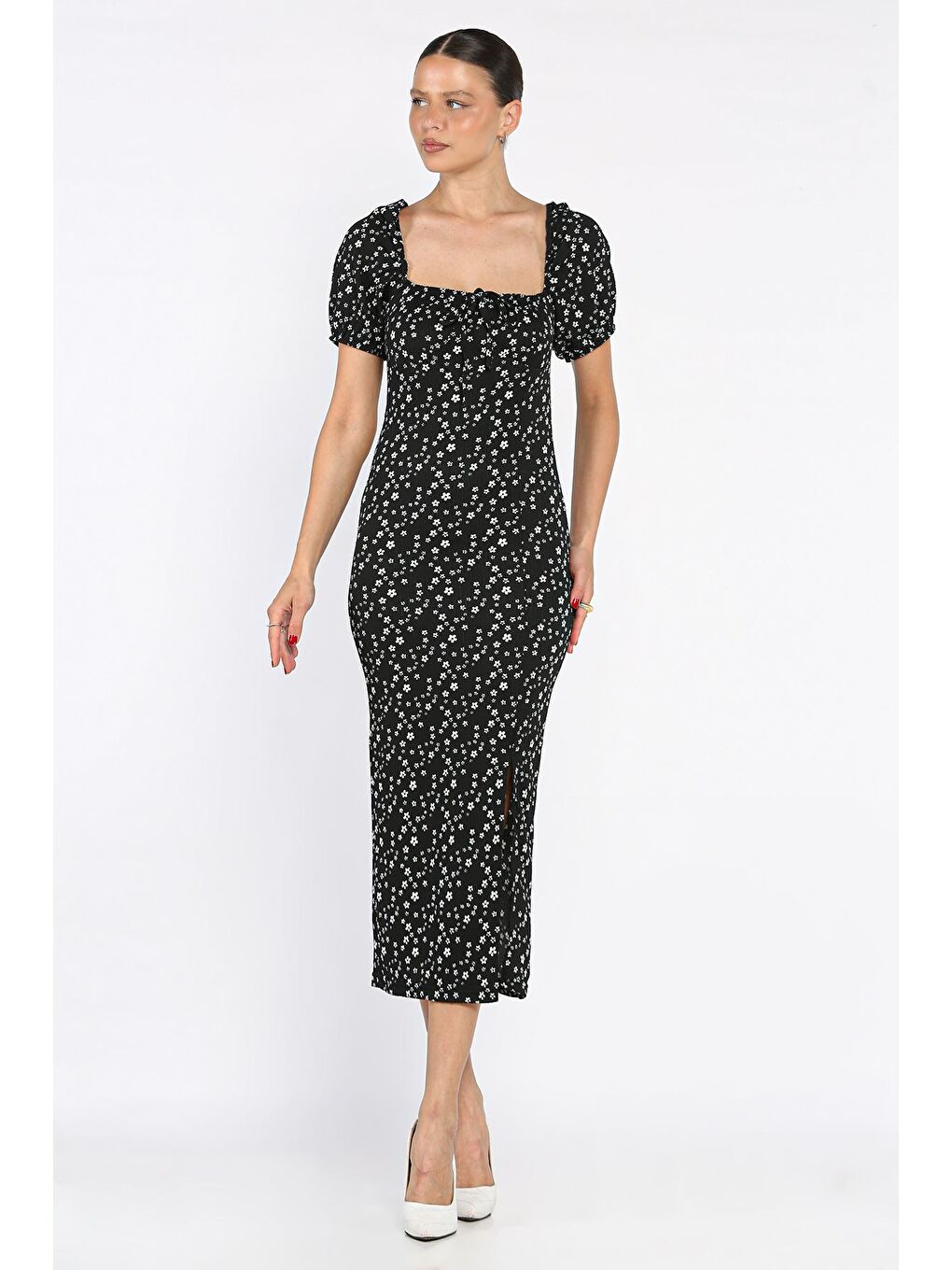 Siyah Yırtmaçlı Balon Kol Kadın Desenli Elbise-1