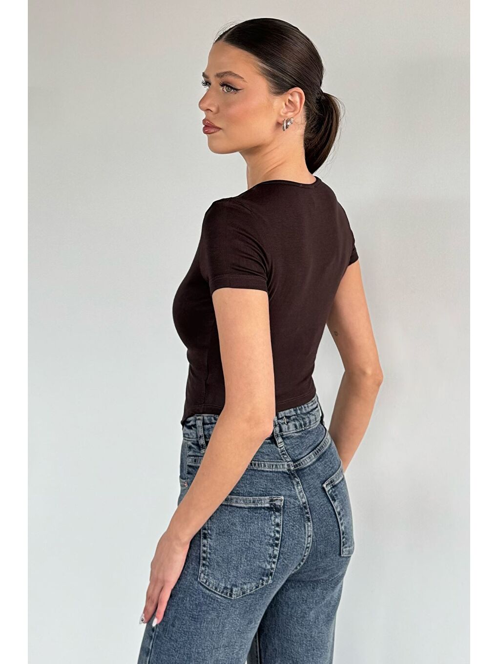 Kahverengi Kadın V Yaka Dantel Detaylı Elastanlı Bluz-3