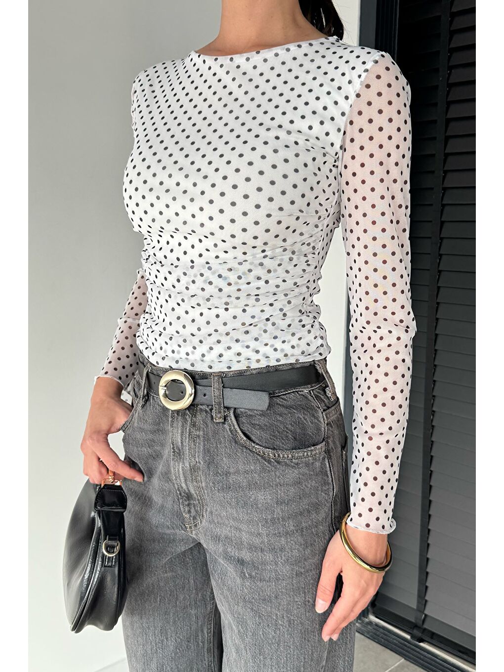 Beyaz Kadın Bel Büzgülü Puantiyeli Bluz-2