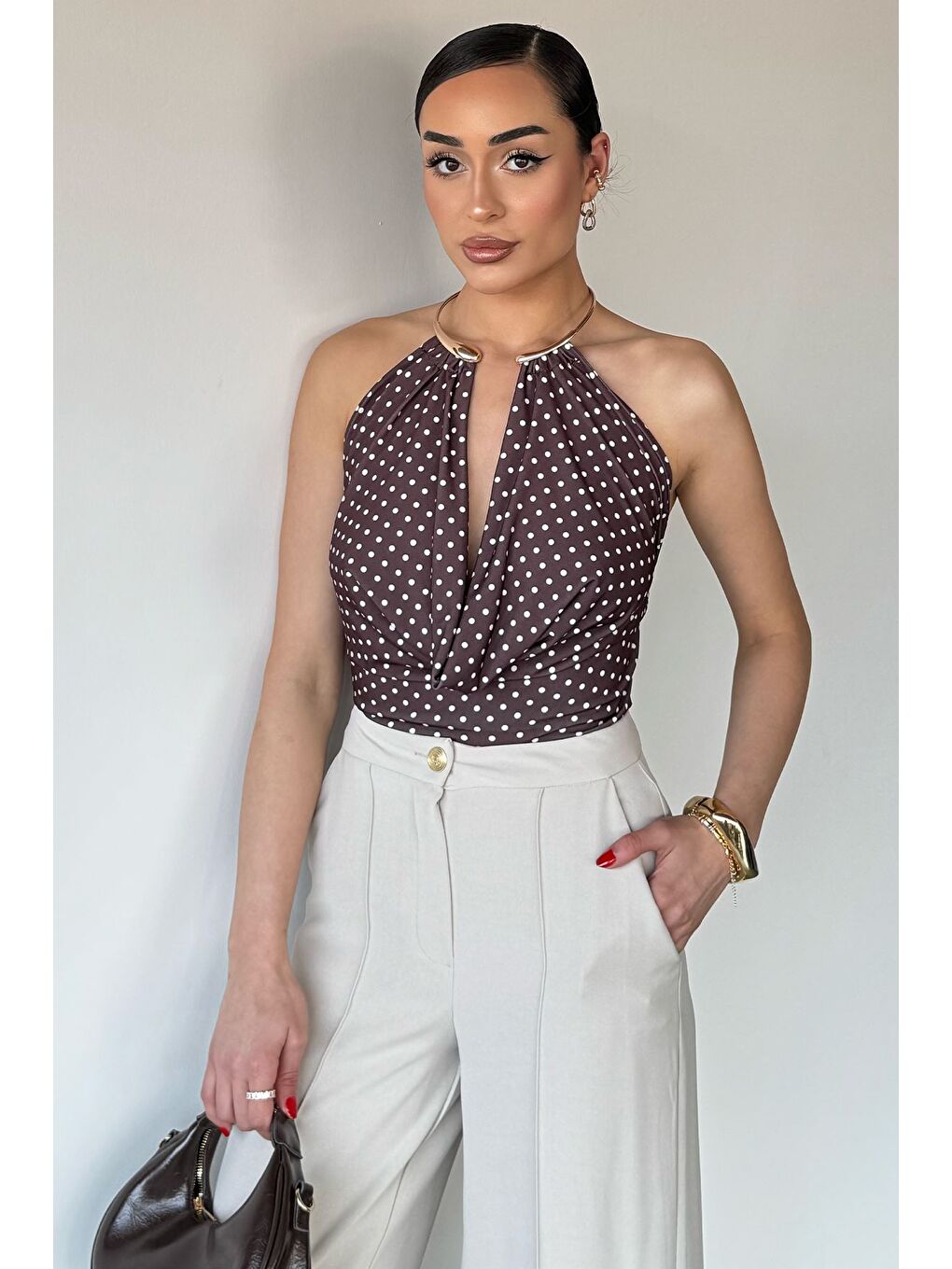 Kahverengi Kadın Puantiyeli Crop Top Bluz