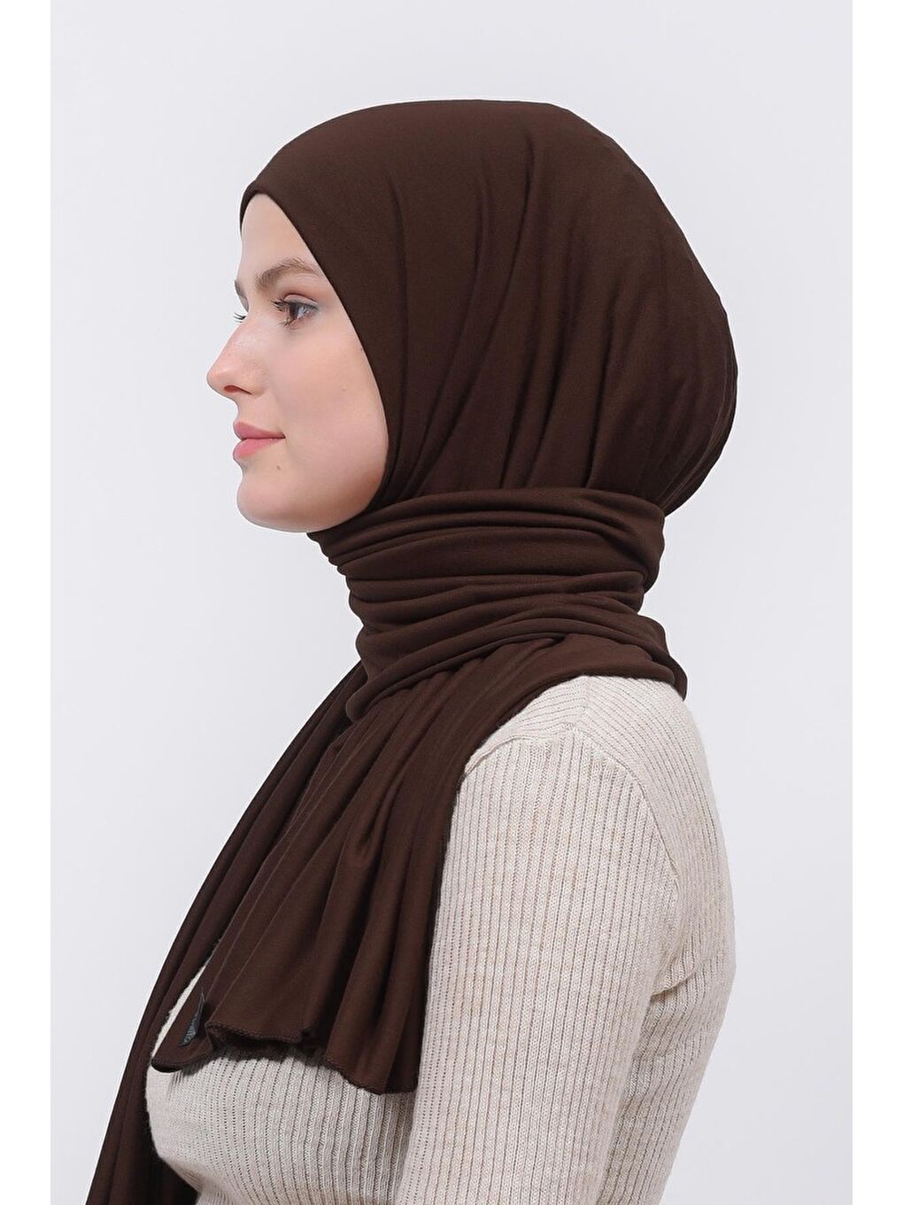 Kahverengi Tesettür Düz Penye Şal-3