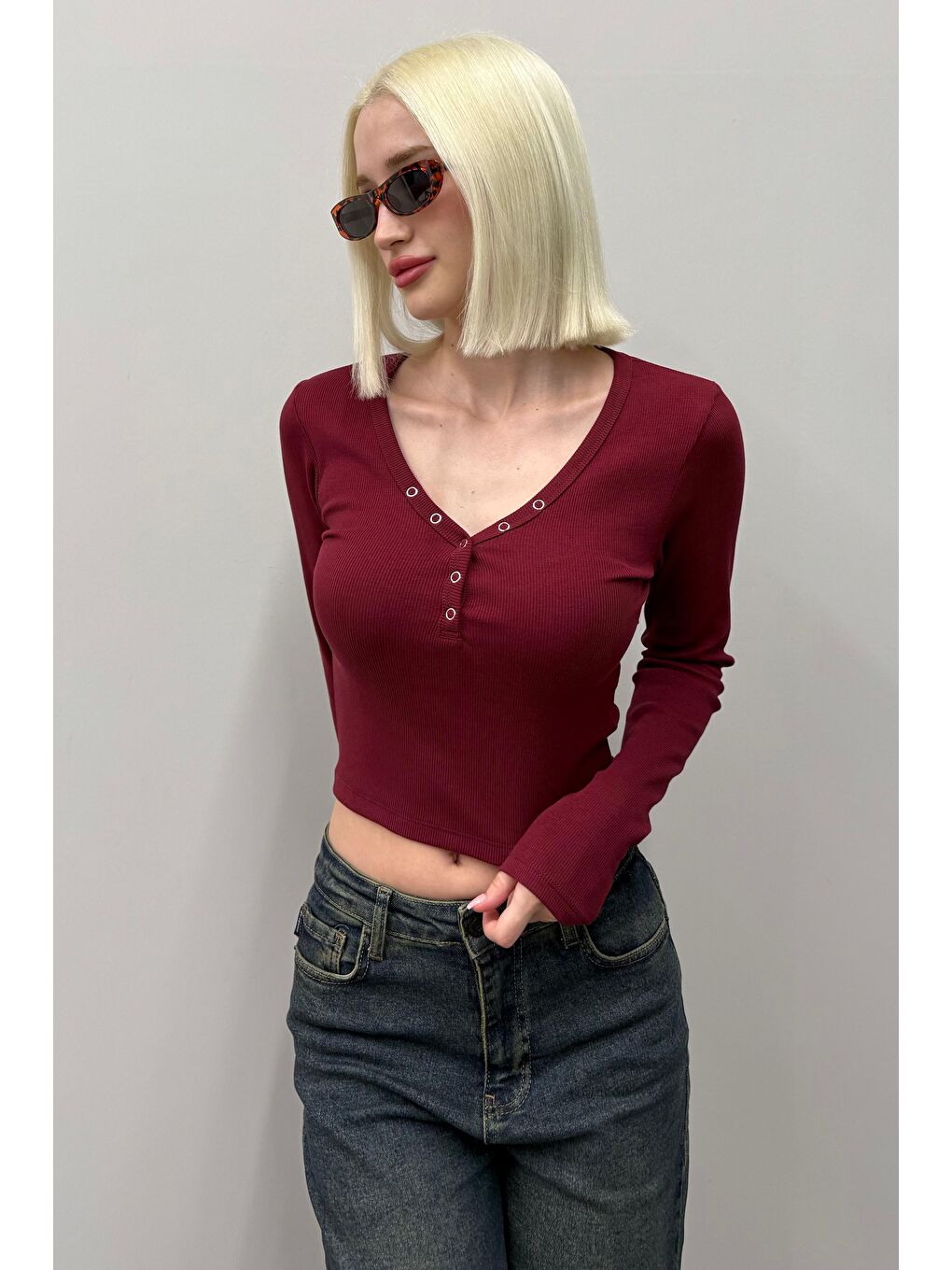 Bordo V Yaka Uzun Kollu Düğme Detaylı Kaşkorse Bodysuit Mg2194-2
