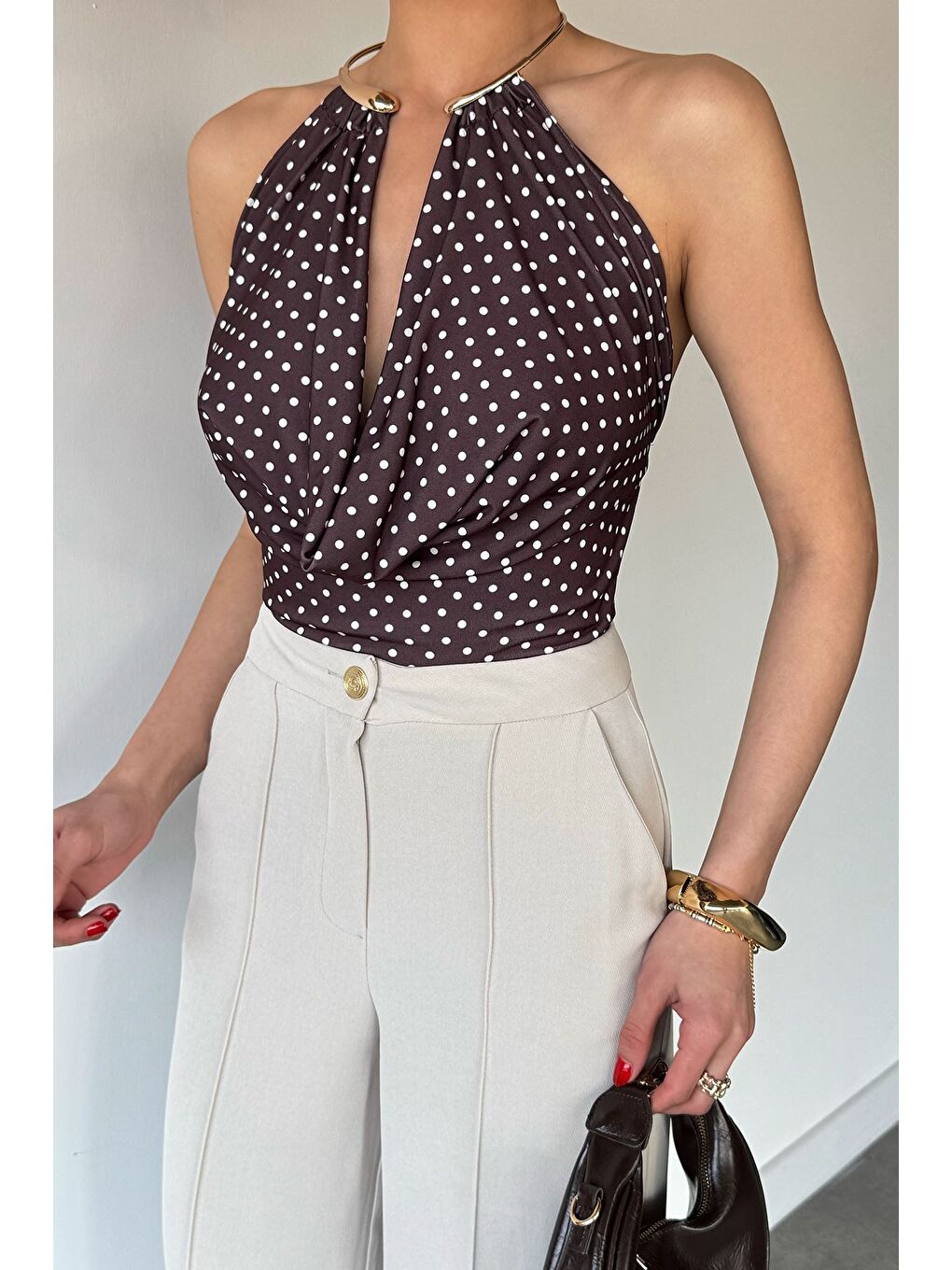 Kahverengi Kadın Puantiyeli Crop Top Bluz-1