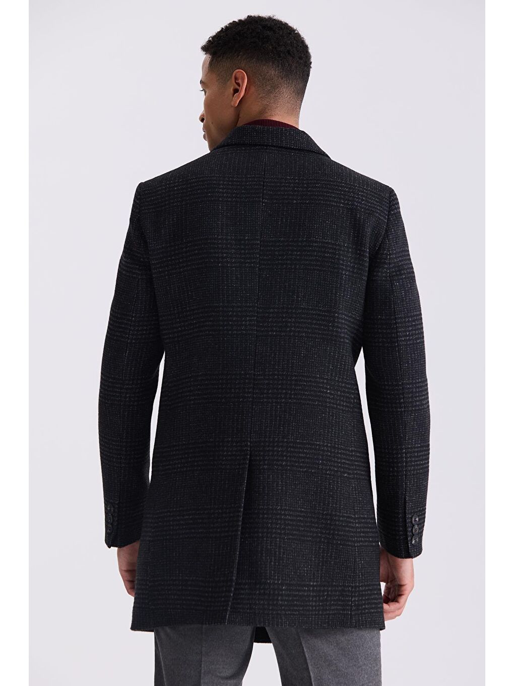 Siyah Comfort Fit Sivri Yaka Ekose Desenli Yünlü Kaban-3