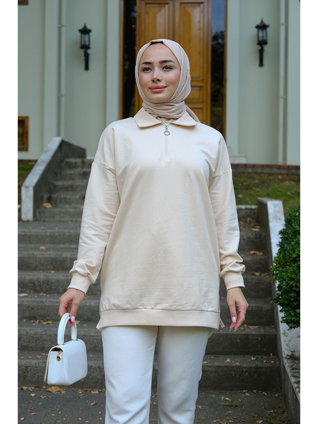 Ekru Yarım Fermuarlı Tunik Krem