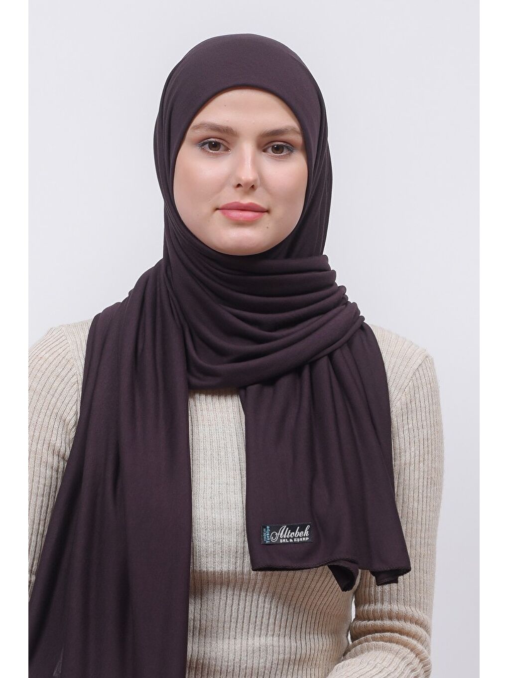 Kahverengi Tesettür Düz Penye Şal