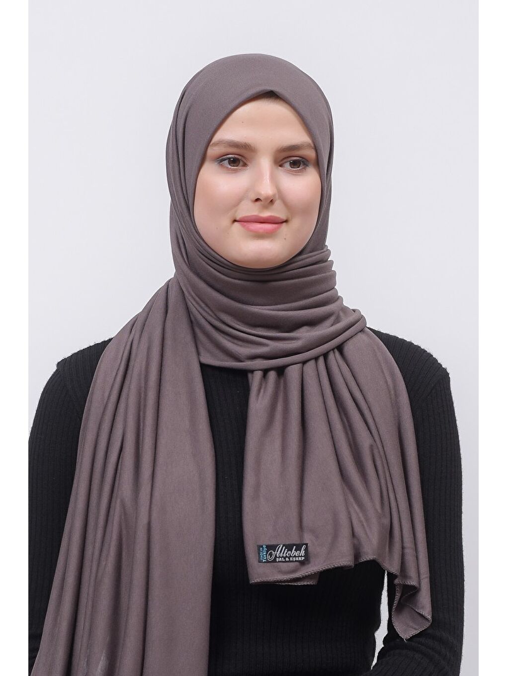 Kahverengi Tesettür Düz Penye Şal