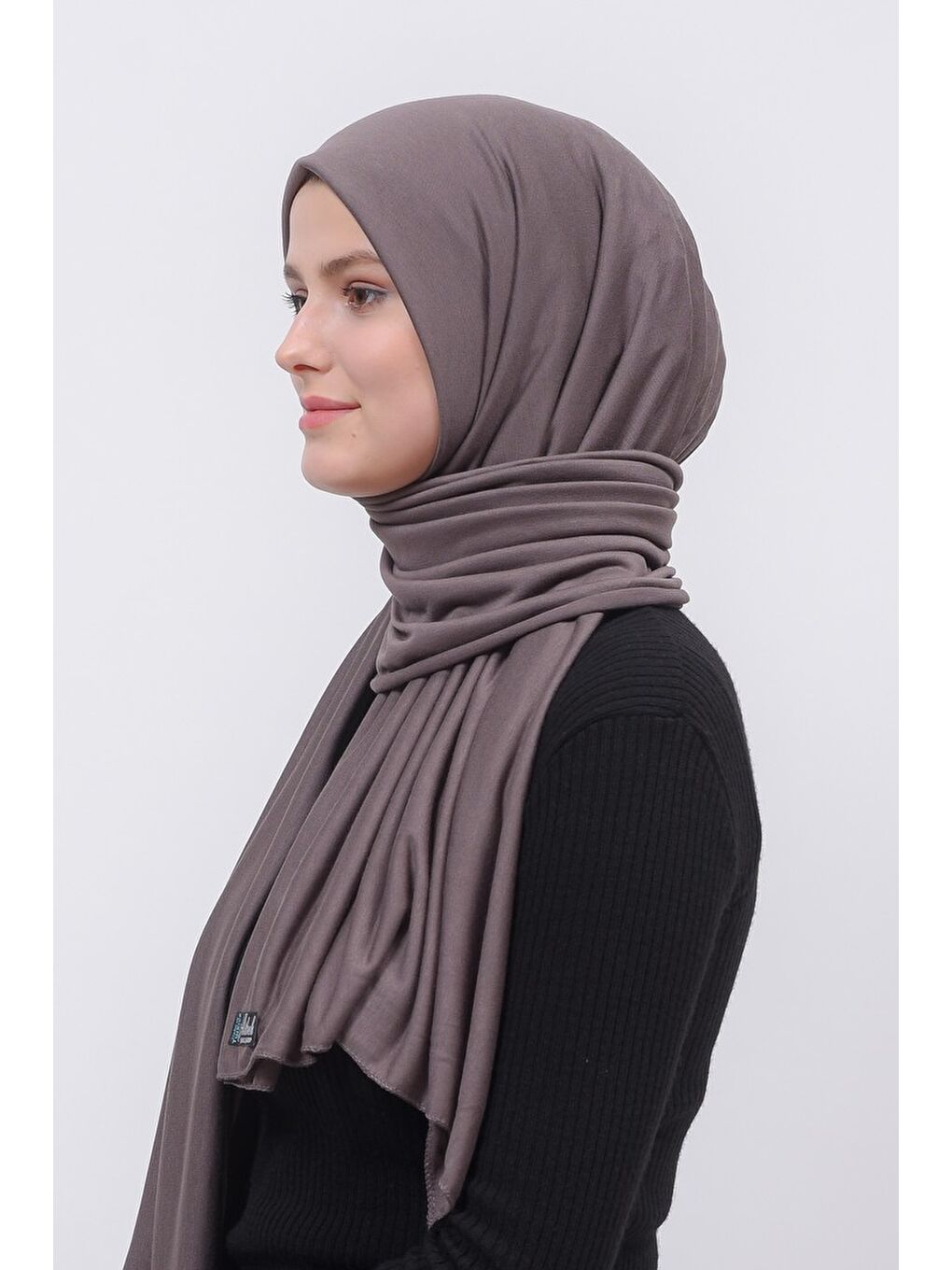 Kahverengi Tesettür Düz Penye Şal-3