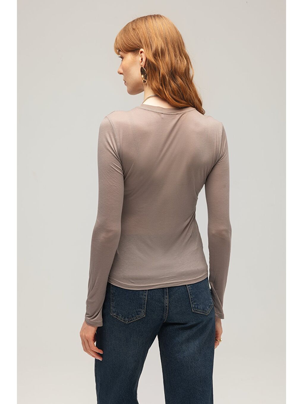 Bej Vizon Kadın Slim Fit Bisiklet Yaka Uzun Kollu Basic Örme Bluz - Transparan Görünümlü-1
