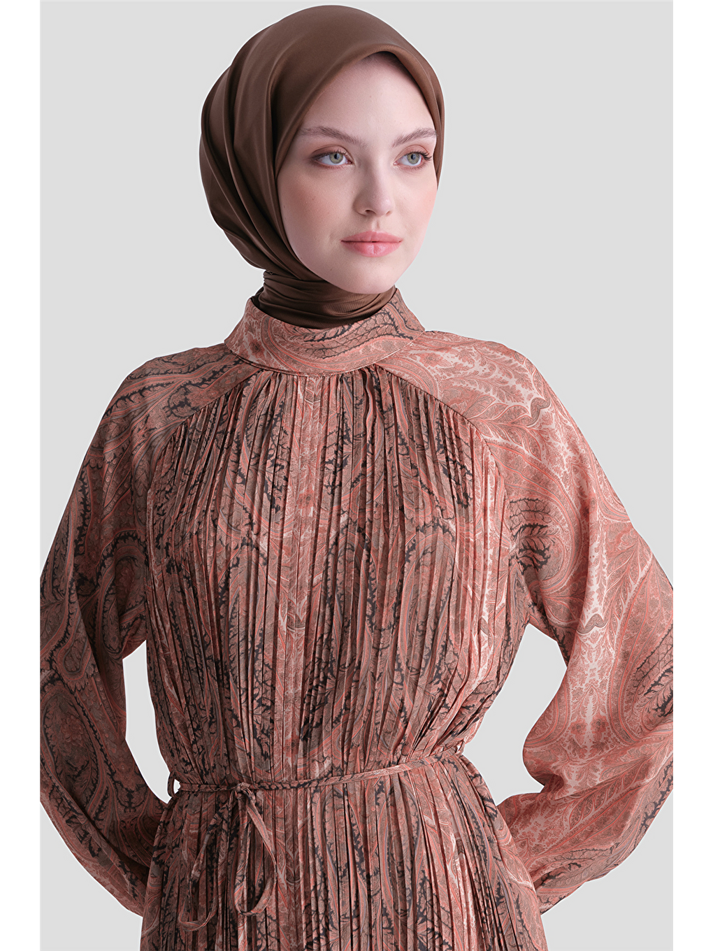 Şal Desenli Piliseli Elbise Bordo-3