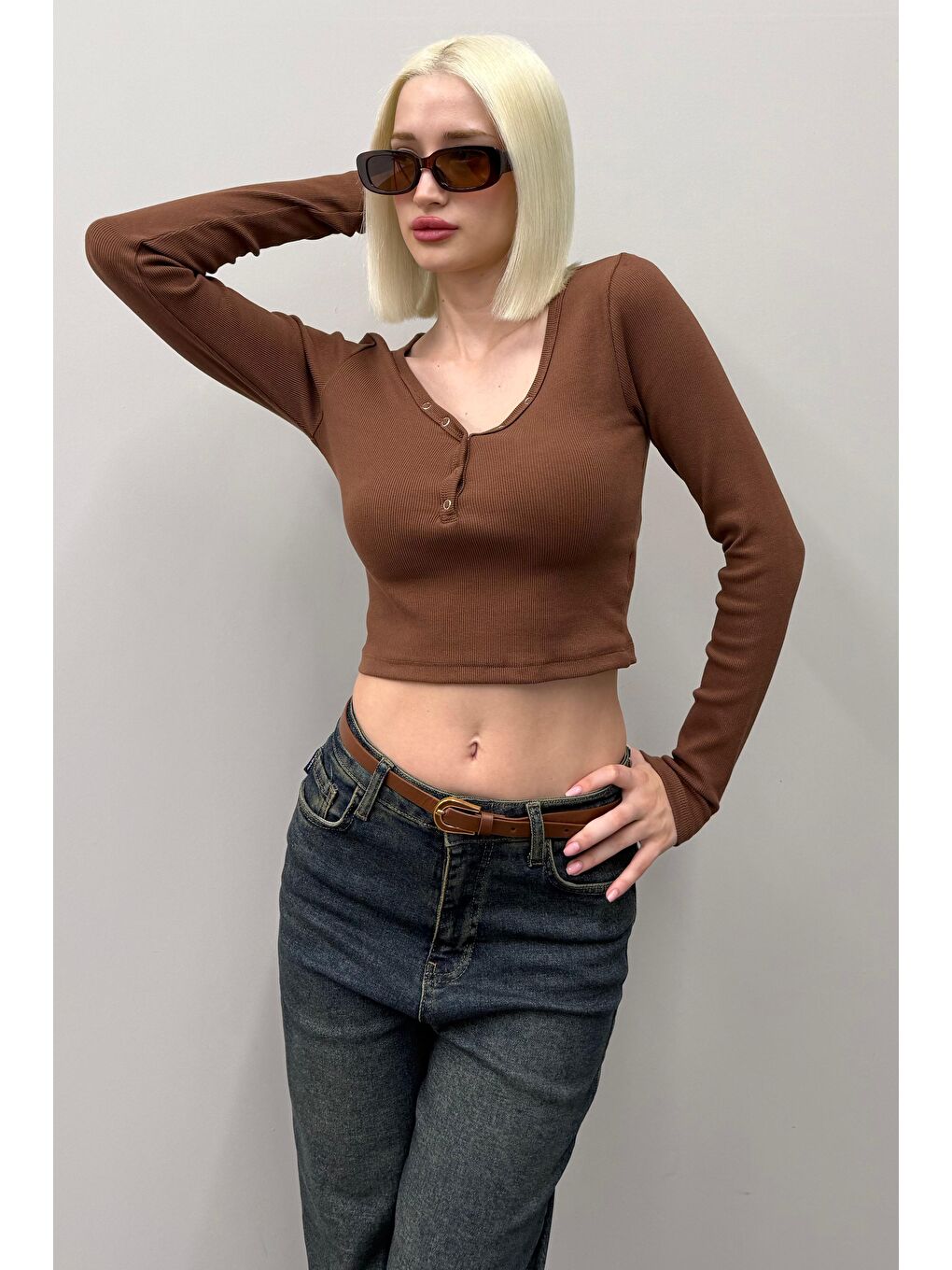 Acı Kahverengi V Yaka Uzun Kollu Düğme Detaylı Kaşkorse Bodysuit Mg2194-1