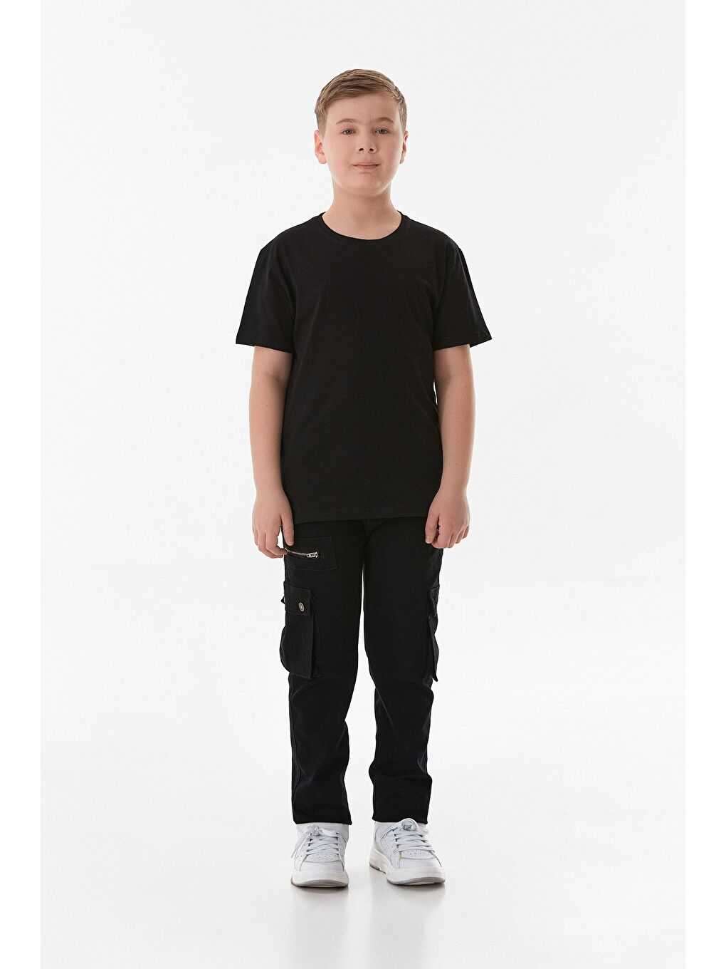 Siyah %100 Pamuk Arkası Baskılı Erkek Çocuk Tişört-1