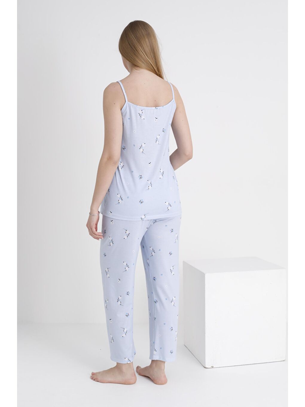 Mavi Çiçek Desenli Hamile ve Lohusa Askılı Pijama Takımı-3
