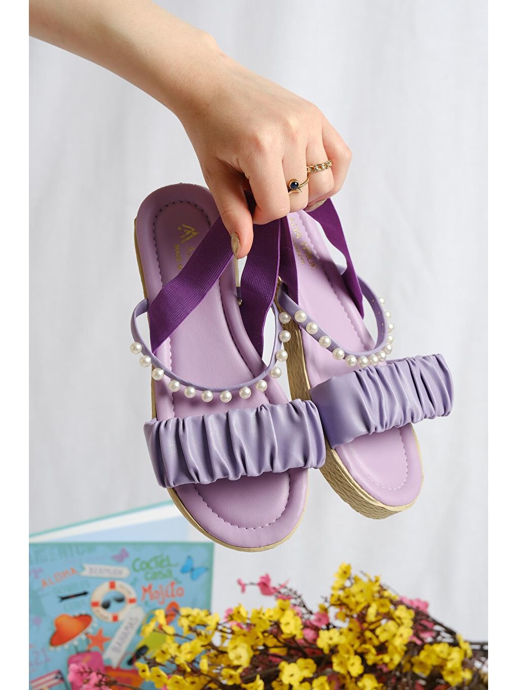 Lila Aly İncili Büzgü Detaylı Kadın Sandalet