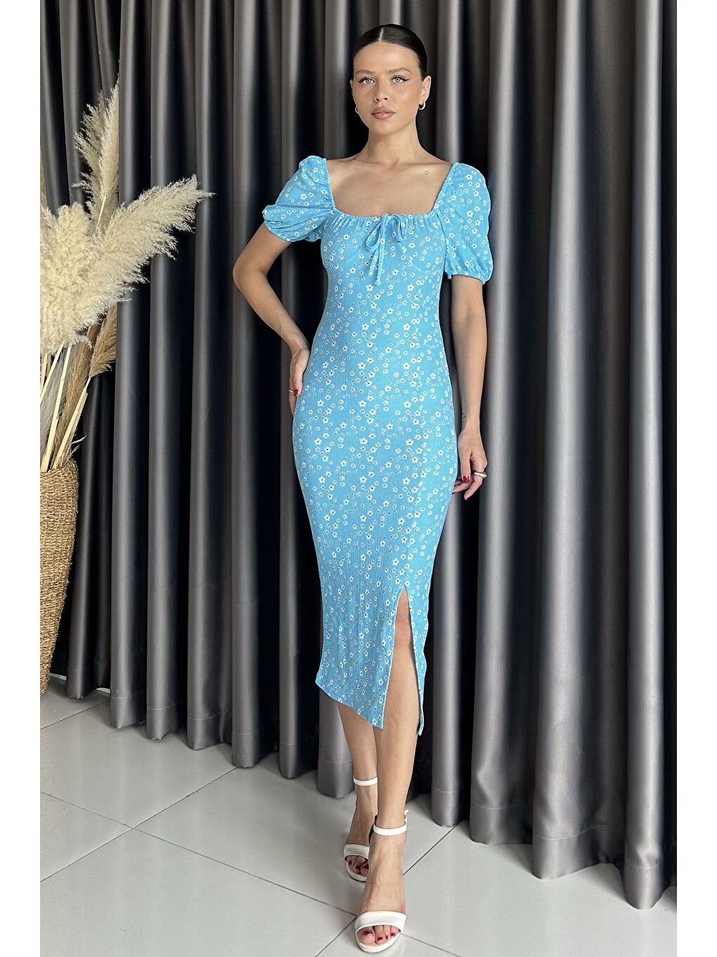 Mavi Yırtmaçlı Balon Kol Kadın Desenli Elbise