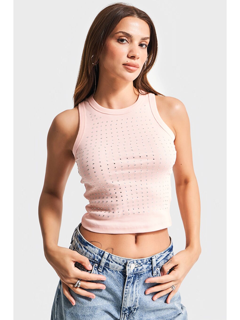 Pembe Kadın Pudra Renk S5-112 Halter Yaka İnce Fitilli Kumaş Parlak Taşlı Tasarım Body-2