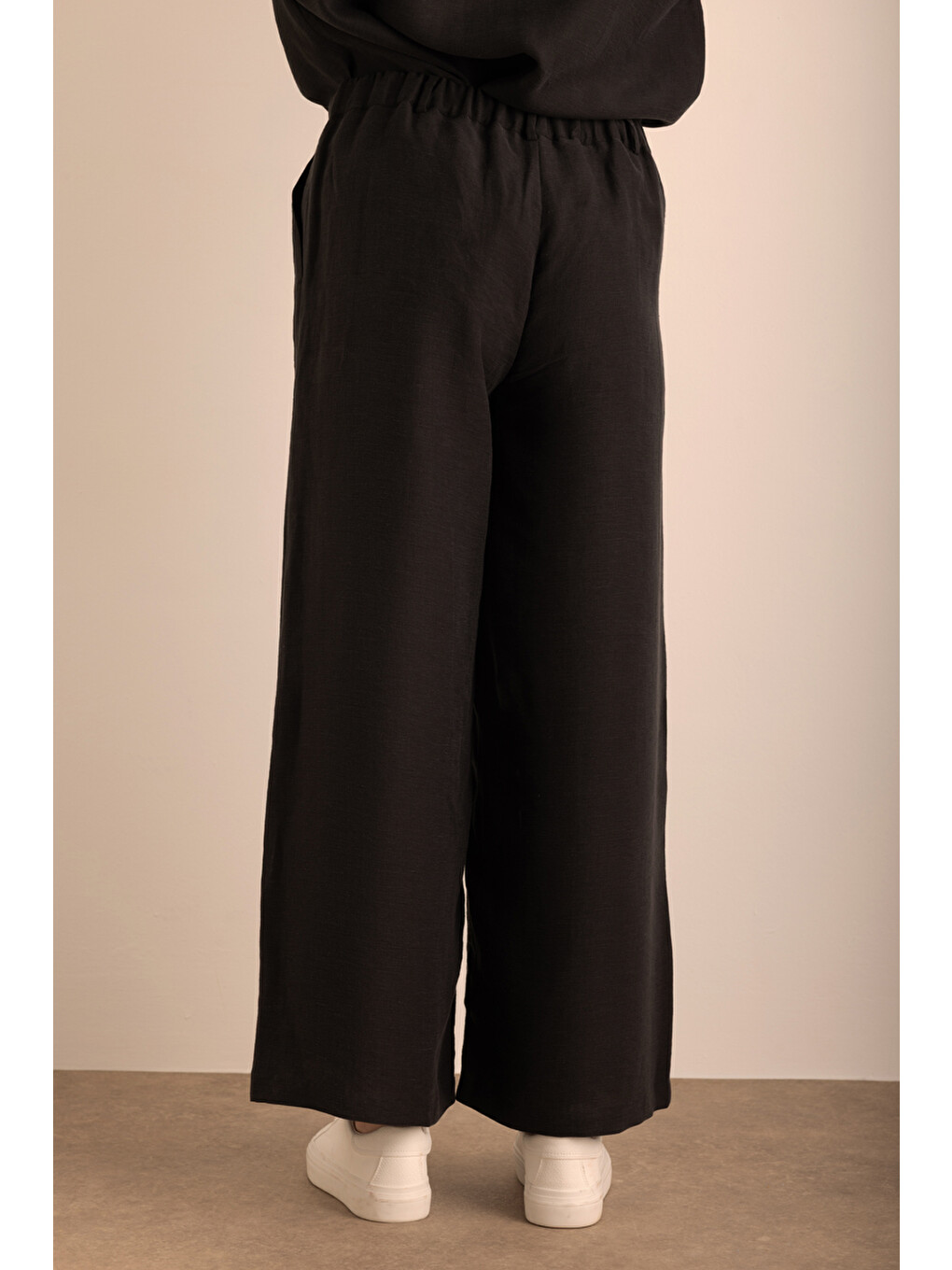 Siyah Beli Lastikli Keten Pantolon-5